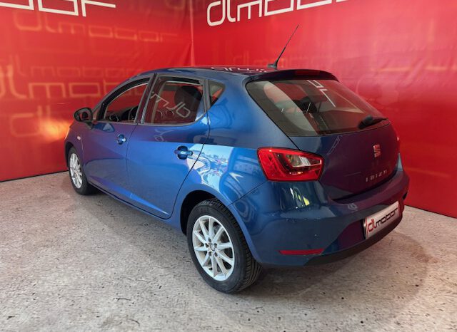 SEAT IBIZA lleno