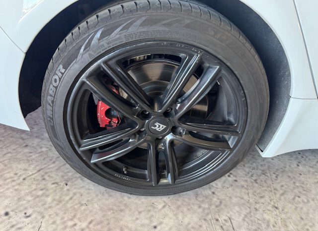 JAGUAR XE R DINAMIC lleno