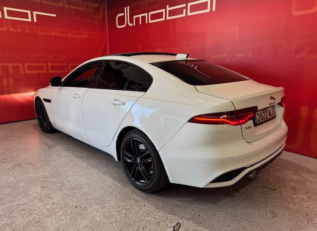 JAGUAR XE R DINAMIC lleno