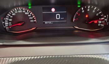 PEUGEOT 208 lleno