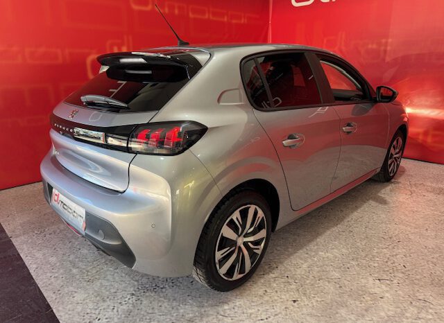 PEUGEOT 208 lleno