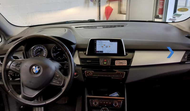 BMW 216D GRAND TOURER 7 PLAZAS lleno