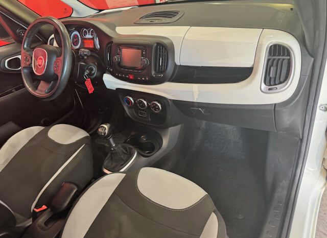 FIAT 500 L lleno
