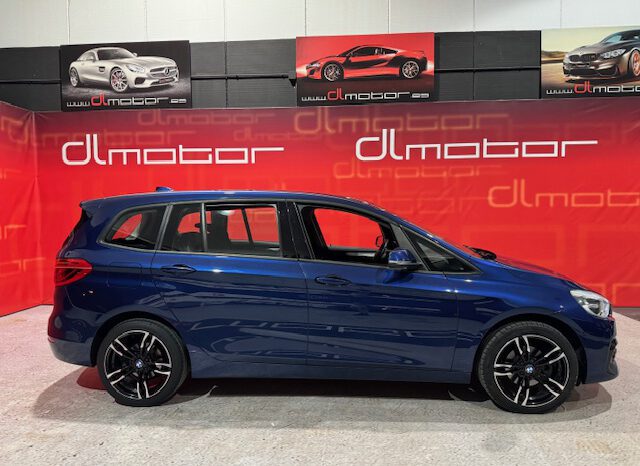 BMW 216D GRAND TOURER 7 PLAZAS lleno
