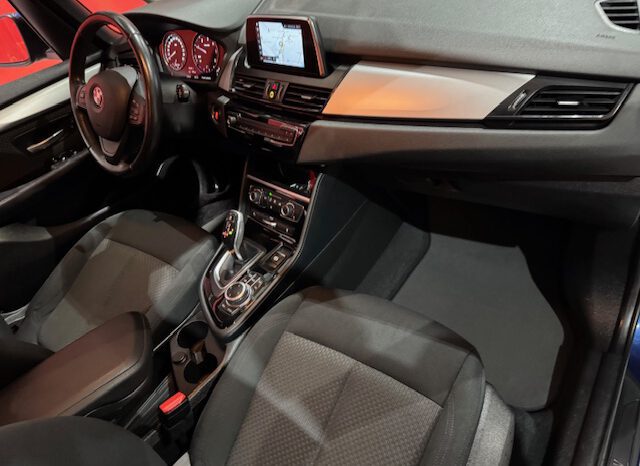 BMW 216D GRAND TOURER 7 PLAZAS lleno