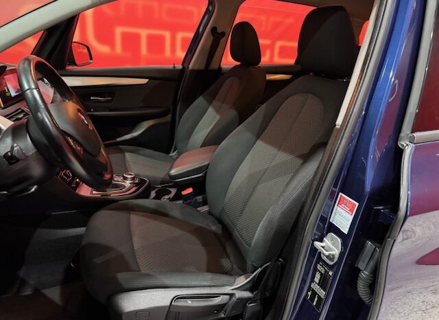 BMW 216D GRAND TOURER 7 PLAZAS lleno
