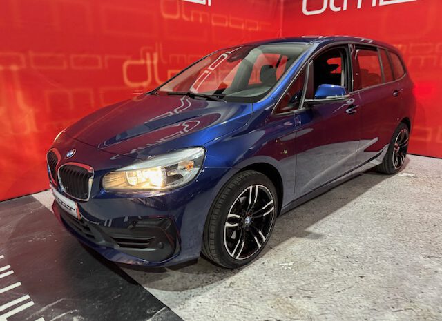BMW 216D GRAND TOURER 7 PLAZAS lleno
