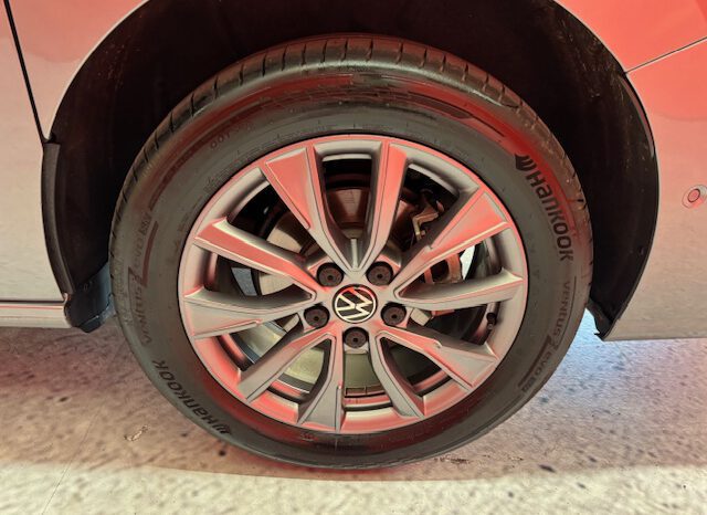 VOLKSWAGEN MULTIVAN BATALLA LARGA lleno