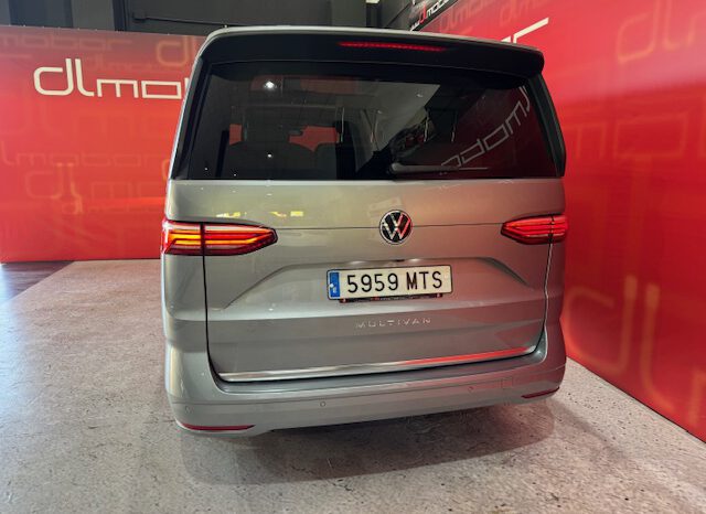 VOLKSWAGEN MULTIVAN BATALLA LARGA lleno