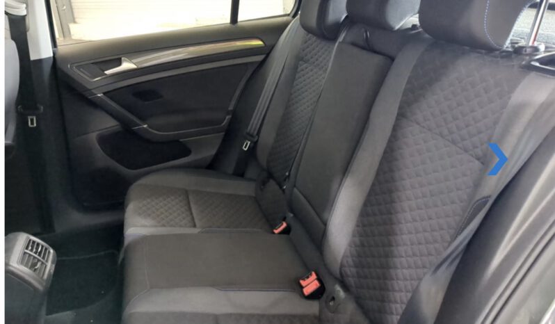 VOLKSWAGEN GOLF lleno