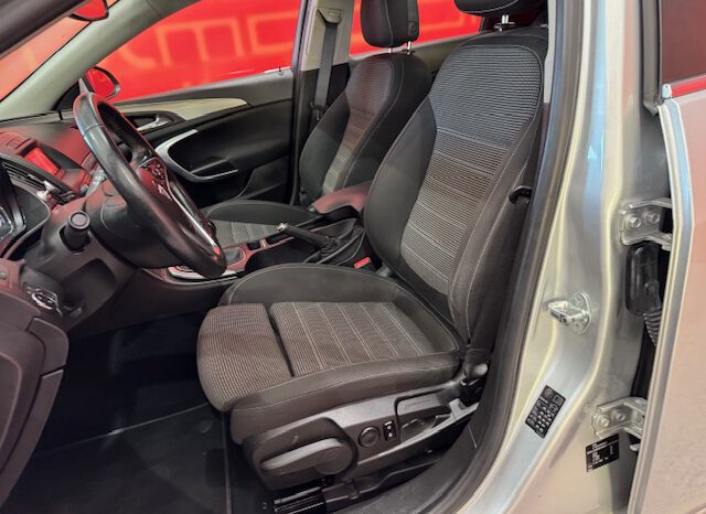 OPEL INSIGNIA lleno
