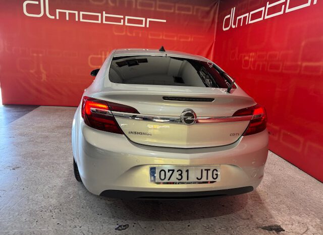OPEL INSIGNIA lleno