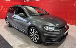 VOLKSWAGEN GOLF R LINE