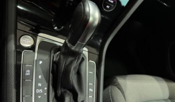 VOLKSWAGEN GOLF R LINE lleno