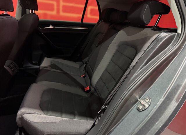 VOLKSWAGEN GOLF R LINE lleno