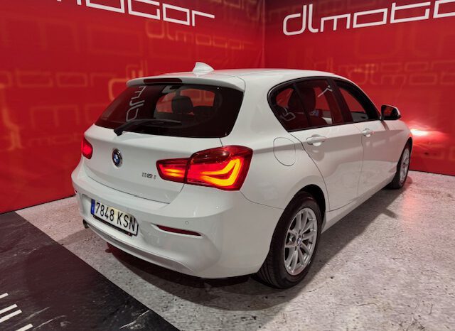 BMW 116 I lleno