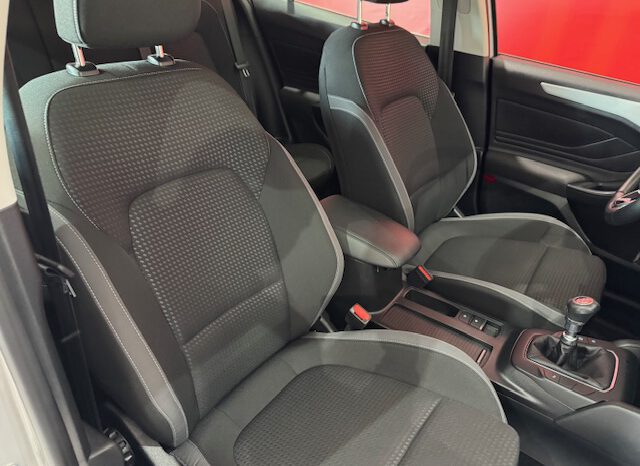 FORD FOCUS lleno