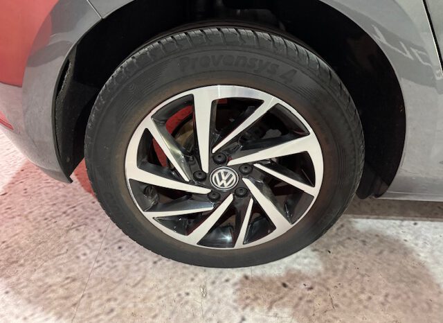 VOLKSWAGEN GOLF lleno