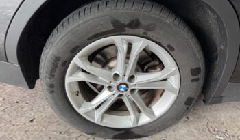 BMW X3 ENCHUFABLE lleno