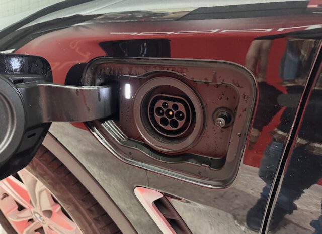 BMW X3 ENCHUFABLE lleno