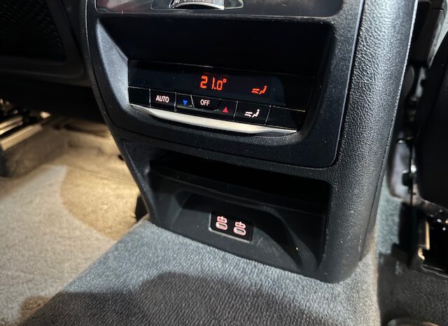 BMW X3 ENCHUFABLE lleno