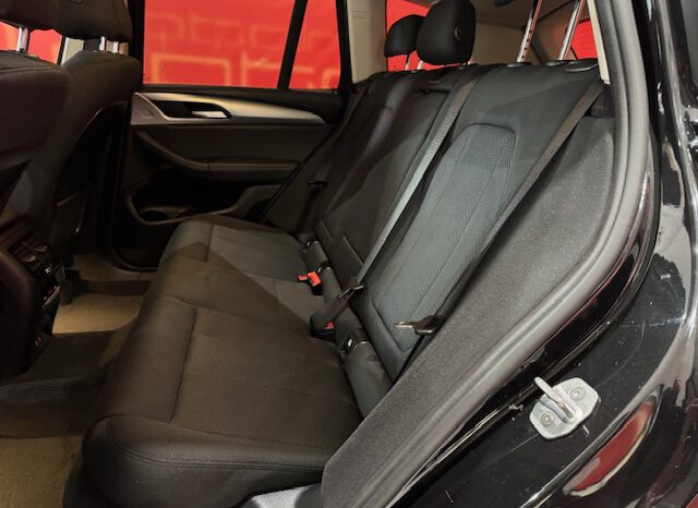 BMW X3 ENCHUFABLE lleno