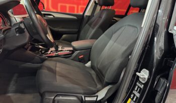 BMW X3 ENCHUFABLE lleno