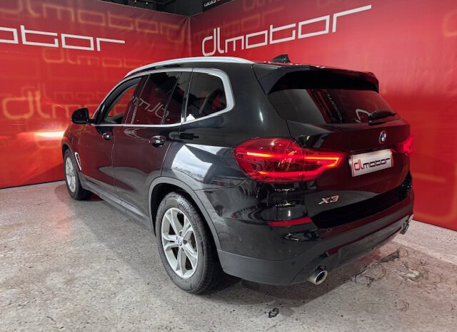 BMW X3 ENCHUFABLE lleno