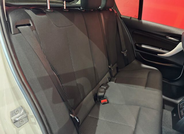 BMW 116 I AUTOMATICO lleno