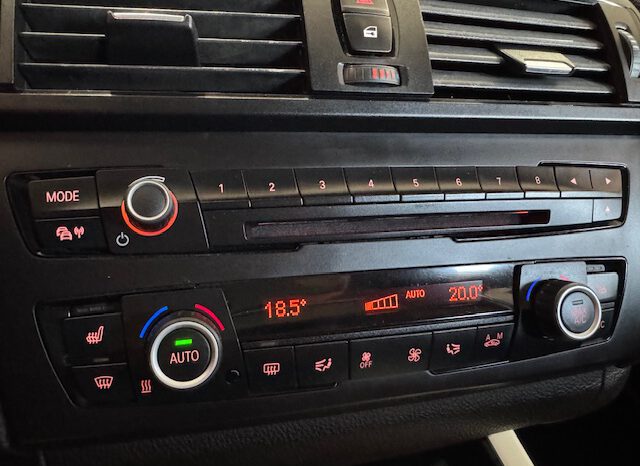 BMW 116 I AUTOMATICO lleno