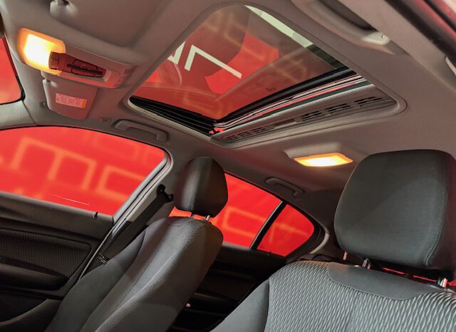 BMW 116 I AUTOMATICO lleno