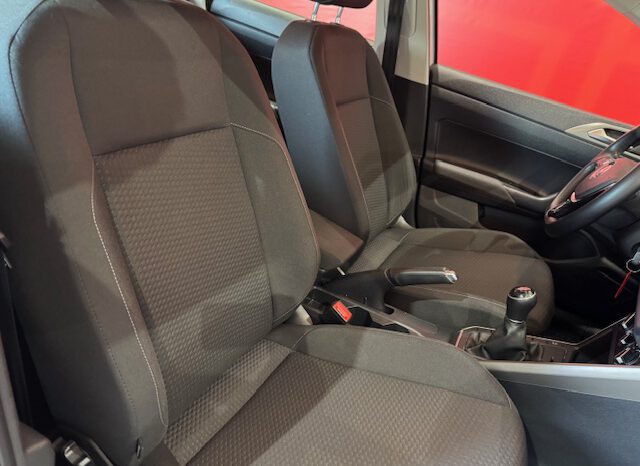 VOLKSWAGEN POLO lleno