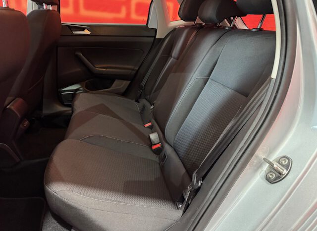 VOLKSWAGEN POLO lleno