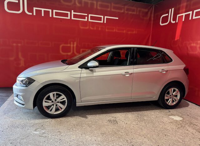 VOLKSWAGEN POLO lleno