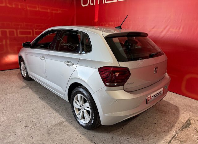 VOLKSWAGEN POLO lleno