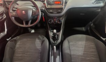 PEUGEOT 208 lleno