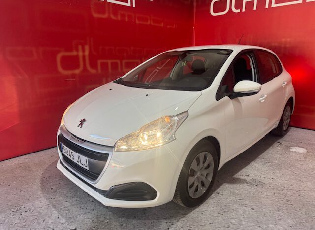 PEUGEOT 208 lleno