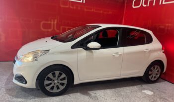 PEUGEOT 208 lleno