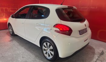 PEUGEOT 208 lleno