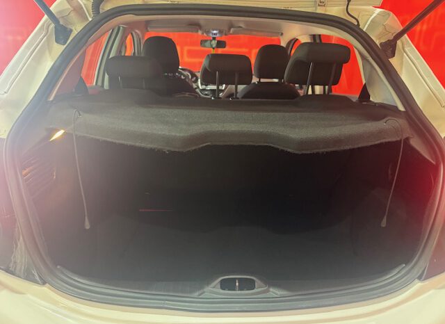PEUGEOT 208 lleno