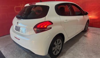 PEUGEOT 208 lleno