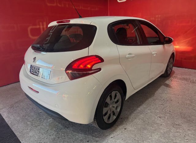 PEUGEOT 208 lleno
