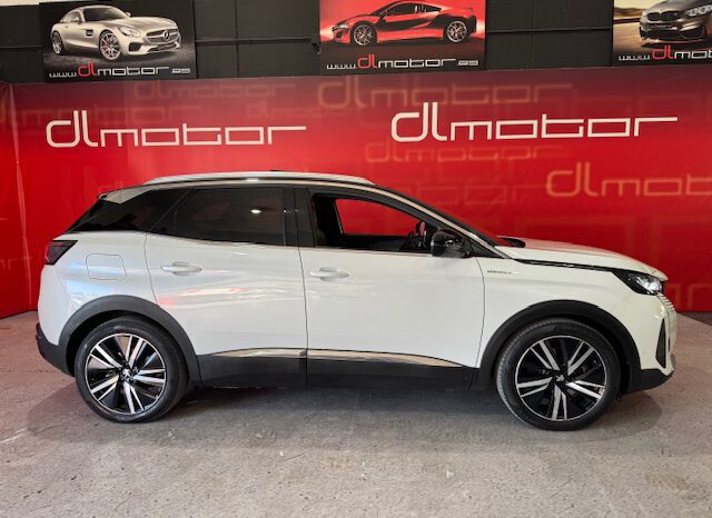 PEUGEOT 3008 GT LINE HYBRID lleno