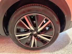 PEUGEOT 3008 GT LINE HYBRID