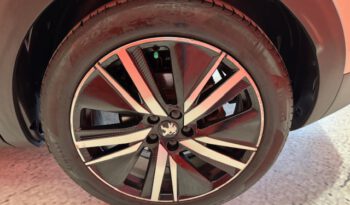 PEUGEOT 3008 GT LINE HYBRID lleno