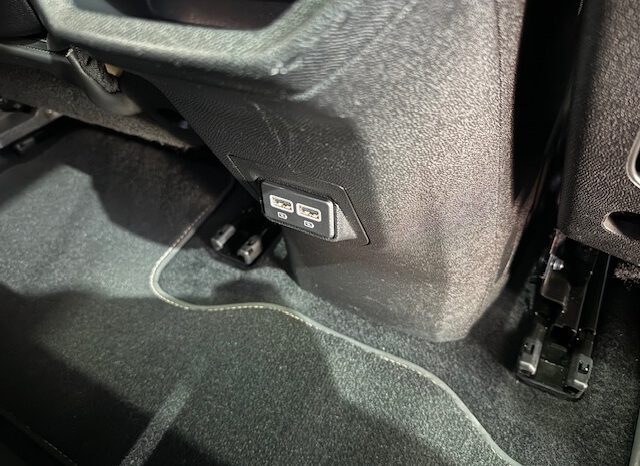 PEUGEOT 3008 GT LINE HYBRID lleno