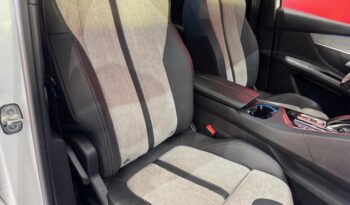 PEUGEOT 3008 GT LINE HYBRID lleno