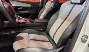 PEUGEOT 3008 GT LINE HYBRID lleno