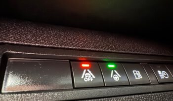 PEUGEOT 3008 GT LINE HYBRID lleno