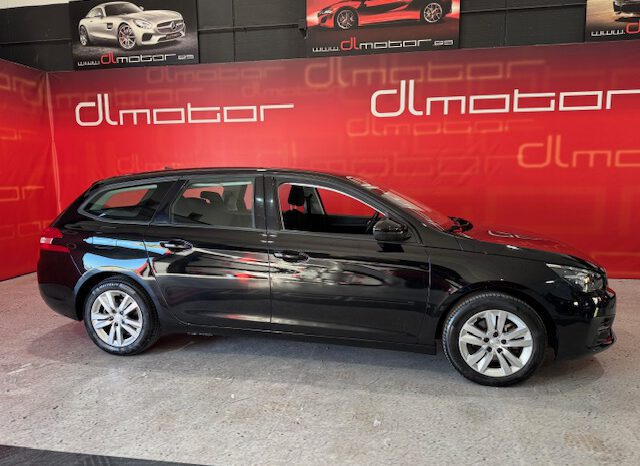 PEUGEOT 308 SW lleno